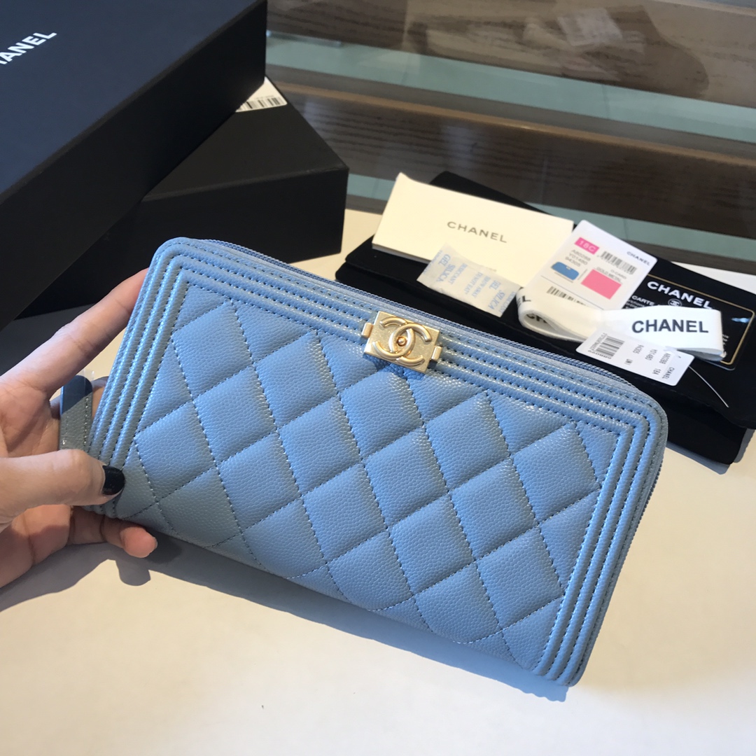 Ch**el boy long zipped wallet grained leather sky blue a80815 19cm