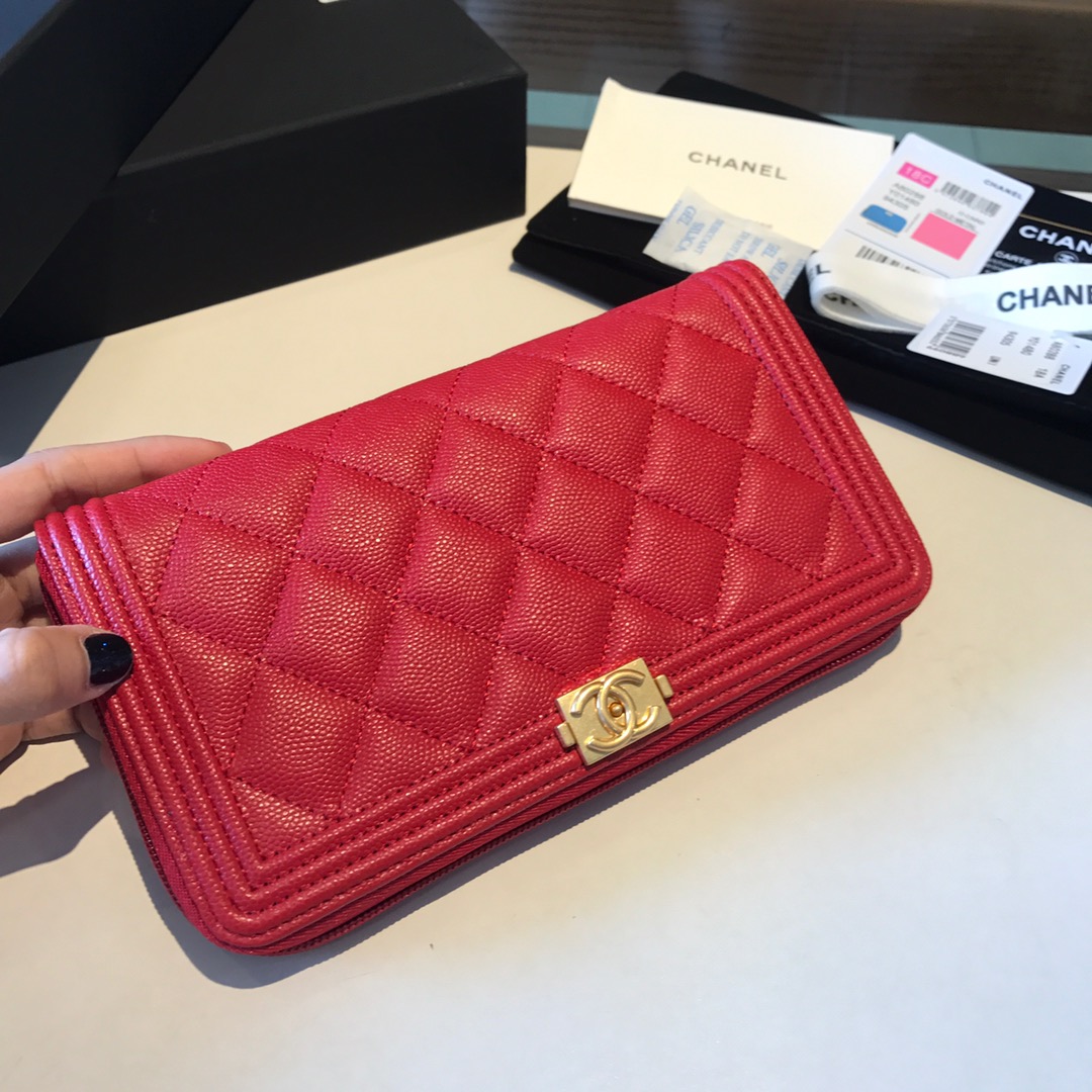 Ch**el boy long zipped wallet grained leather red a80815 19cm