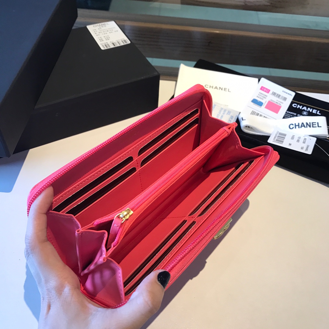 Ch**el boy long zipped wallet grained leather pink a80815 19cm