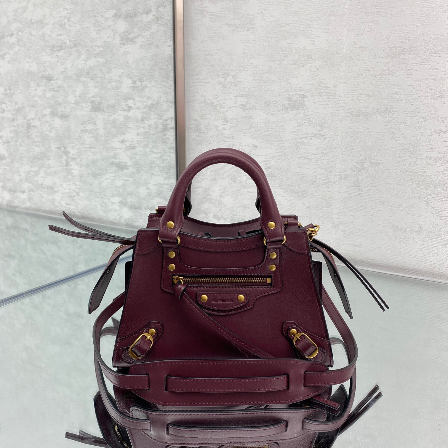Ba1en*iaga small neo classic top handle bag plum 63852111r57 33 x 21 x 16 cm