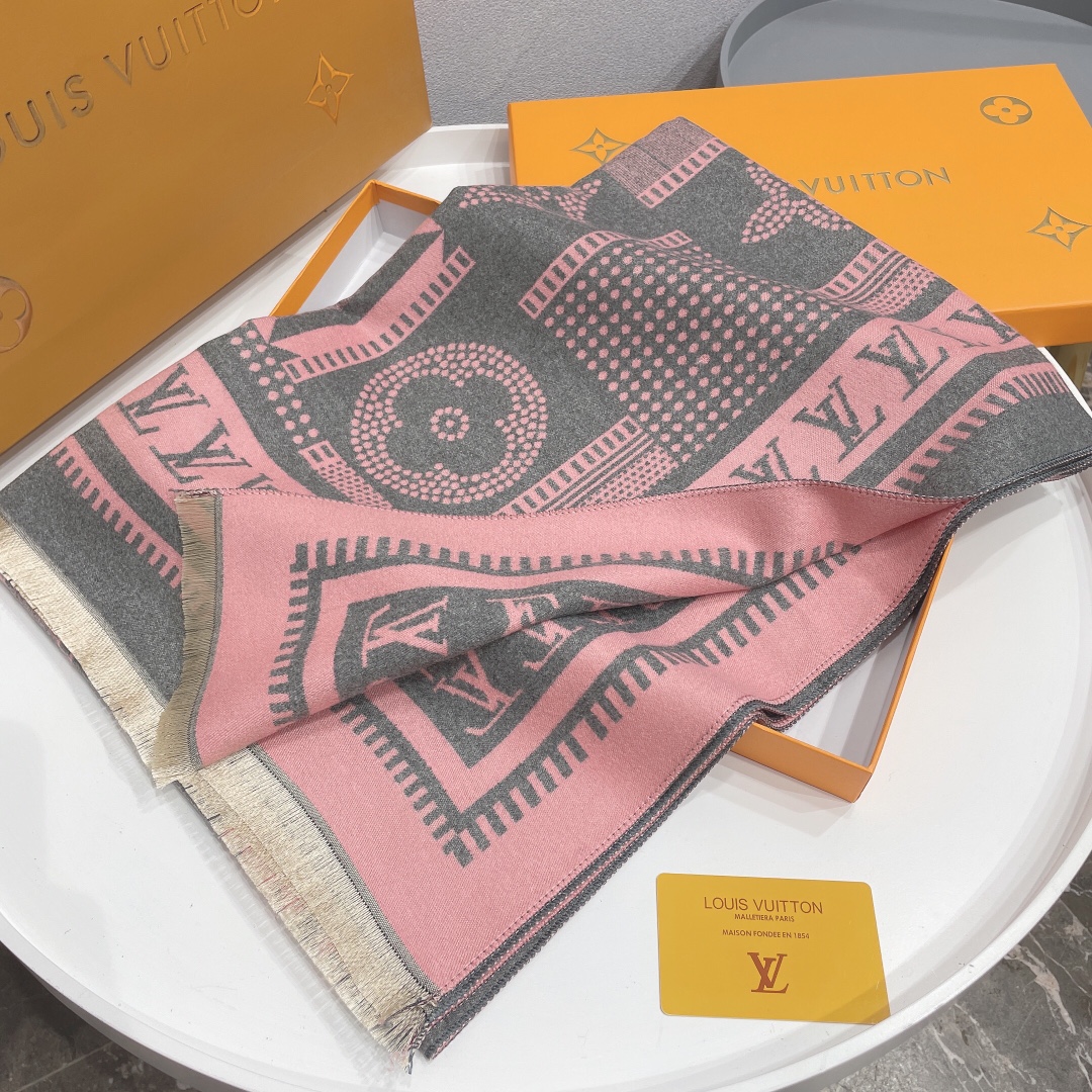 l0vis Vvtt0n scarf 08