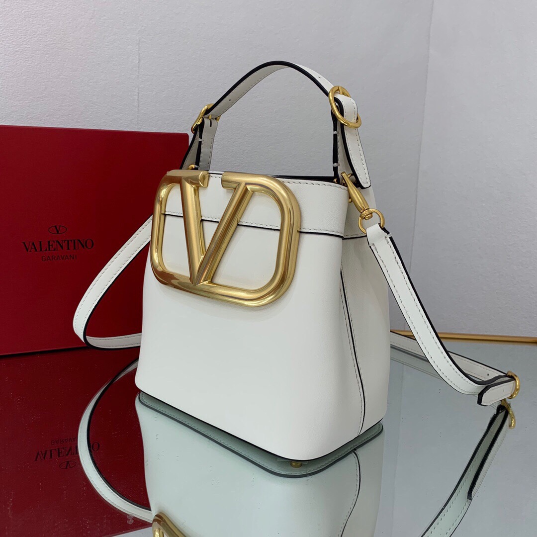 Va1e*ntin0 s*pervee leather handbag white ww2b0j74zxl 20 x 19 x 12 cm