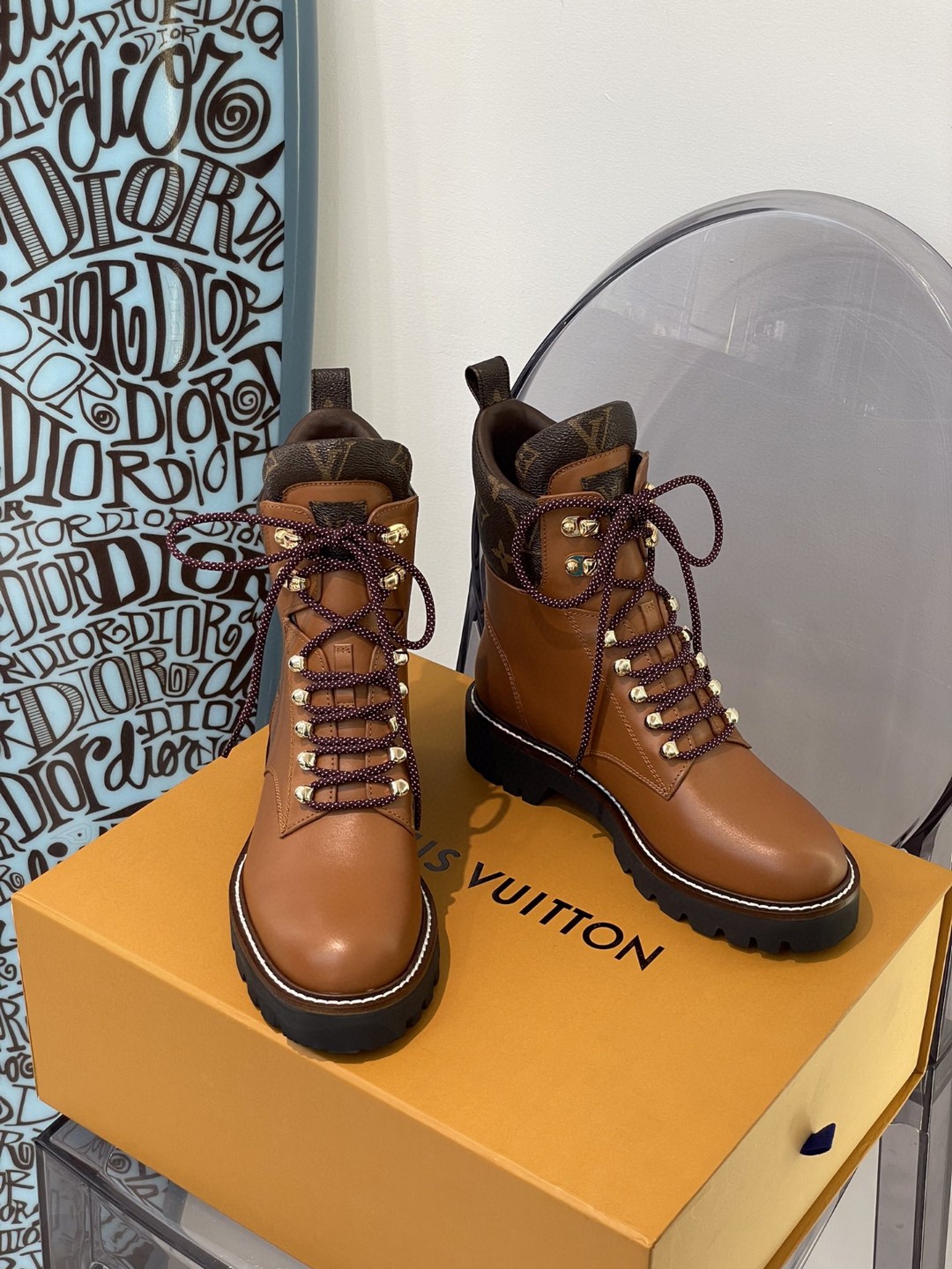 l0vis Vvtt0n territory flat ranger cognac 1a969v