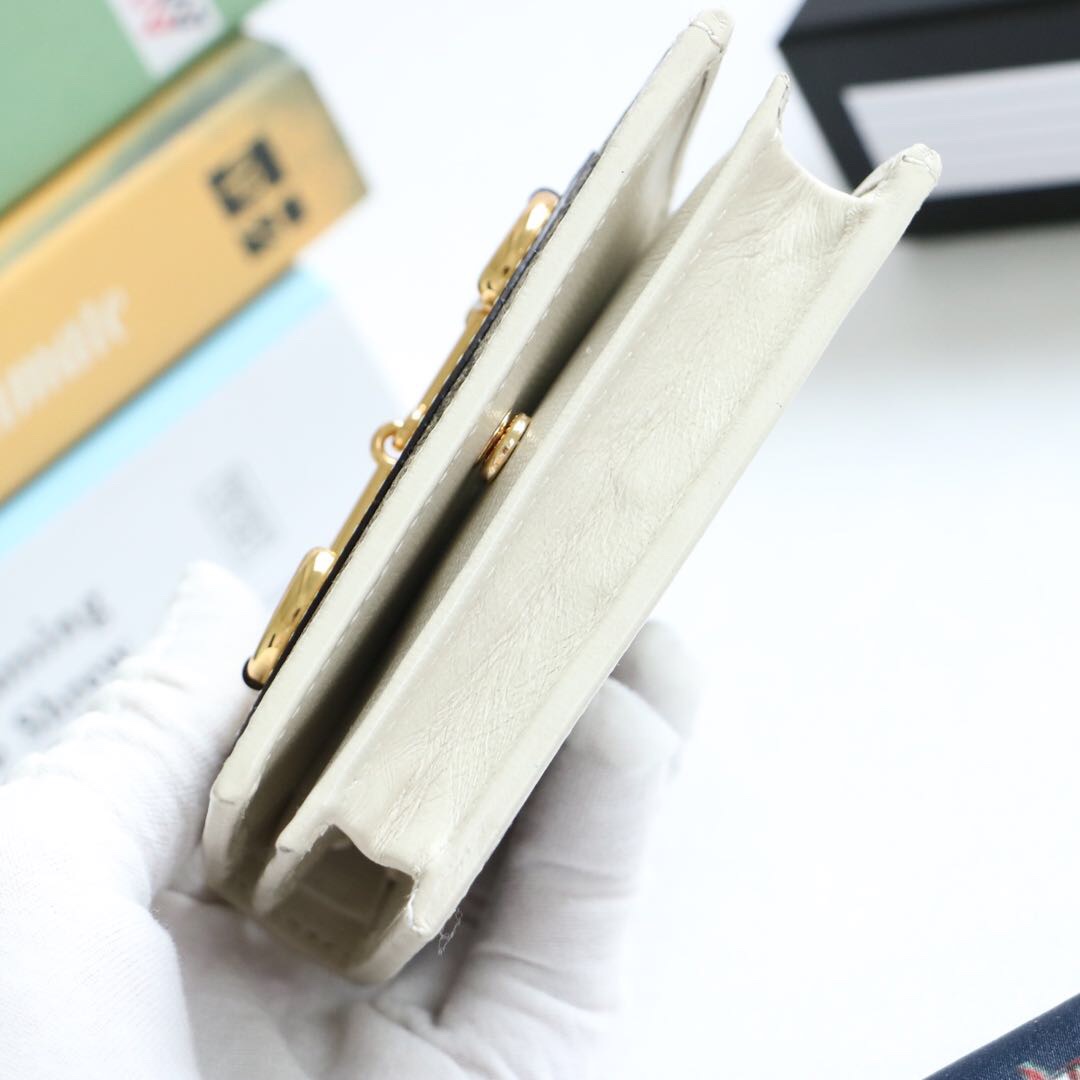 Gvc*1 horsebit 1955 card case wallet canvas white ‎621887 11 x 8.5 x 3 cm