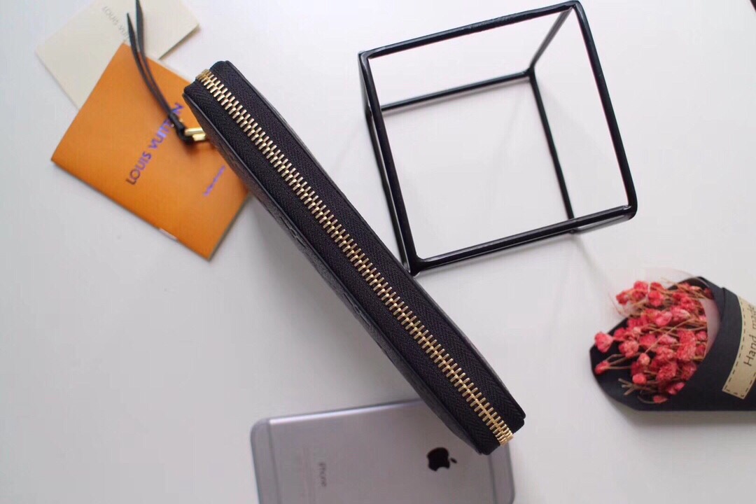 l0vis Vvtt0n zippy wallet monogram leather black m61864 19.5 x 10 cm