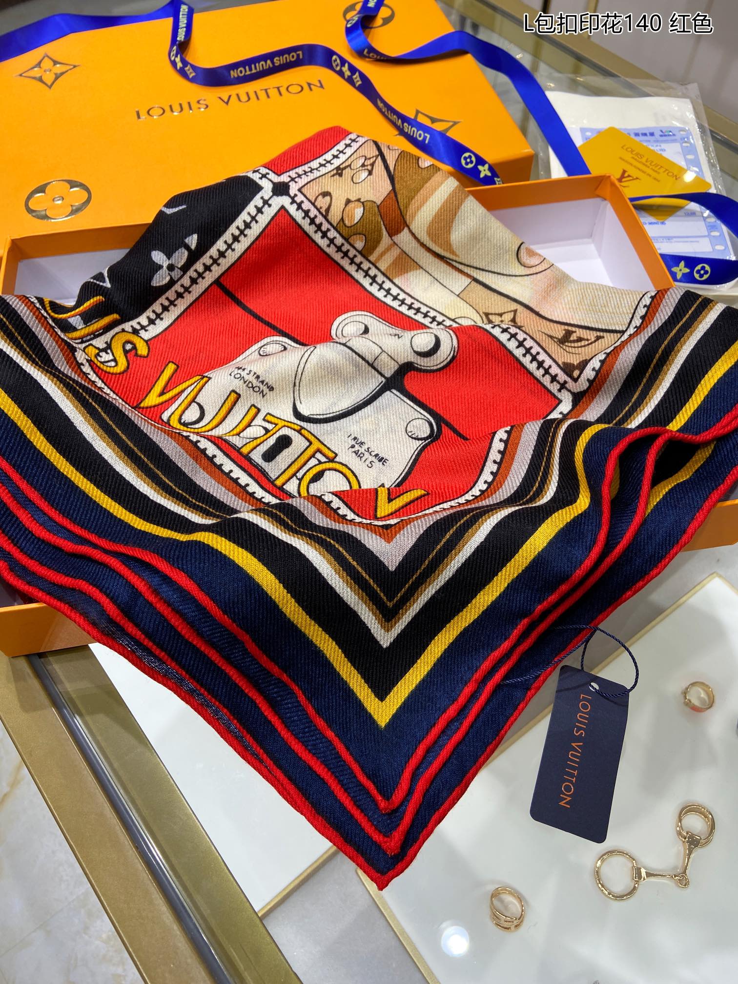 l0vis Vvtt0n scarf 10