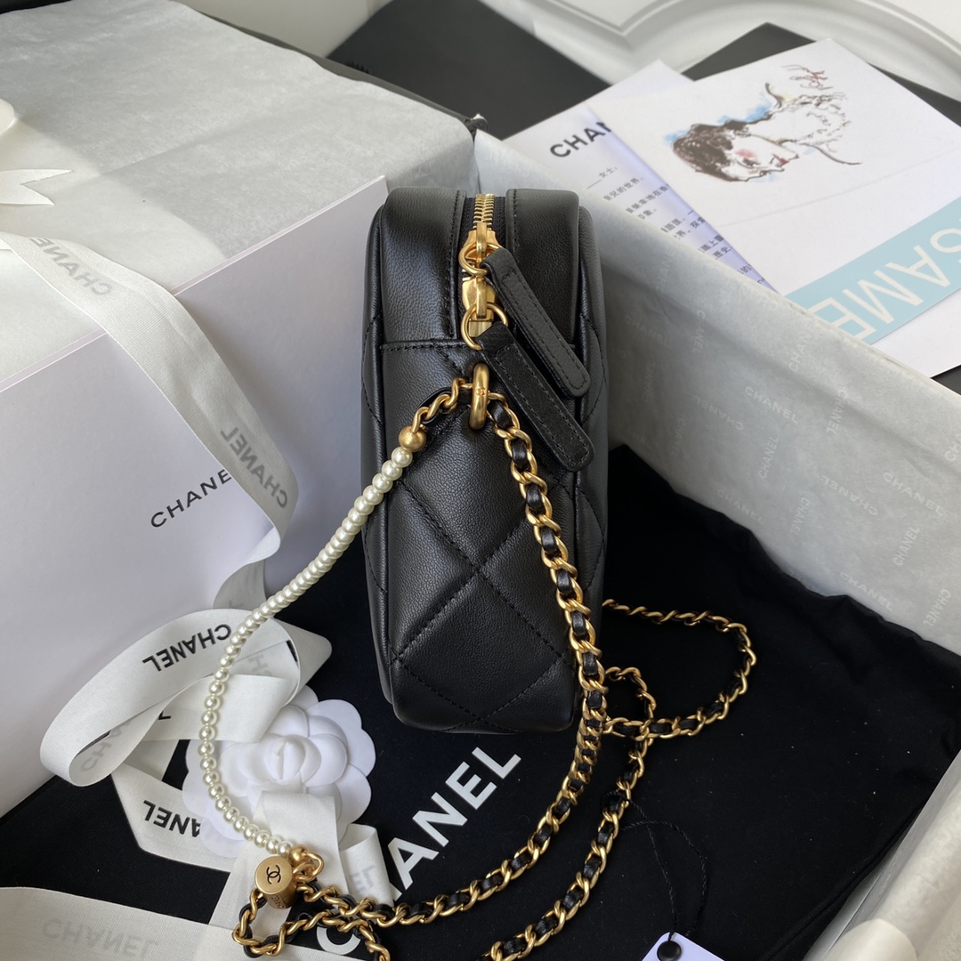 Ch**el mini camera case leather black as2857 16 x 12 x 6 cm