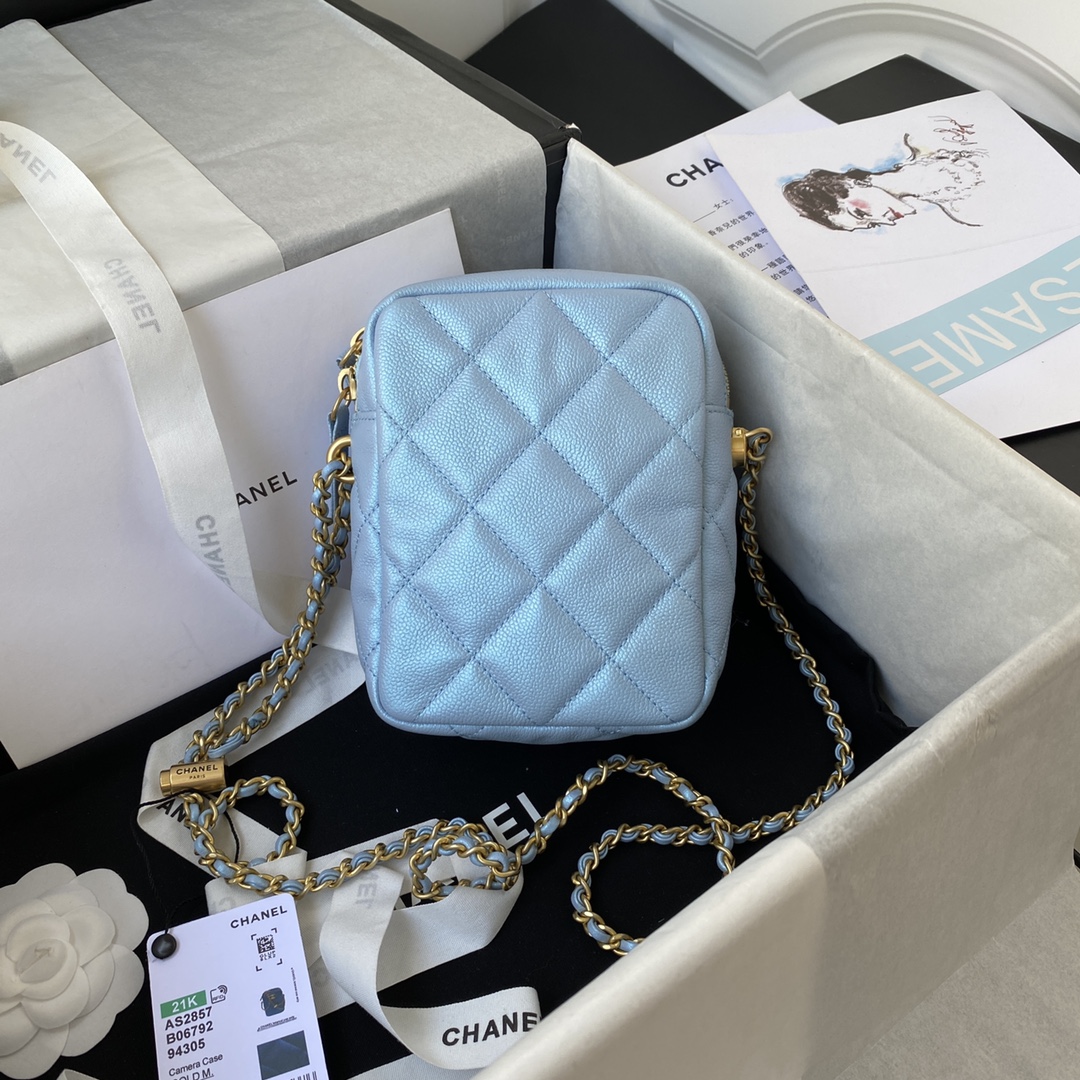 Ch**el mini camera case grained leather blue as2857 16 x 12 x 6 cm