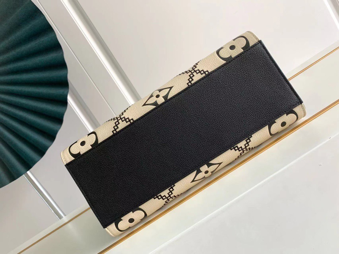 l0vis Vvtt0n onthego mm tote bag white m46015 35 cm