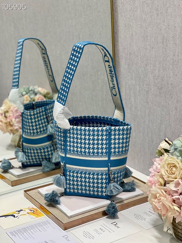 D-bubble embroidered Bucket Bag 16cm 02