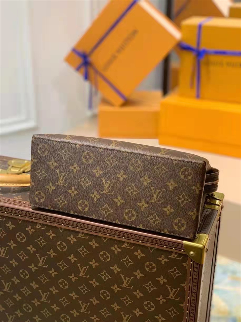 LV Petit Palais Monogram M45900 29cm 01