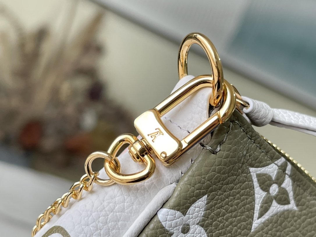 LV MINI HANDBAG M81284 15.5CM