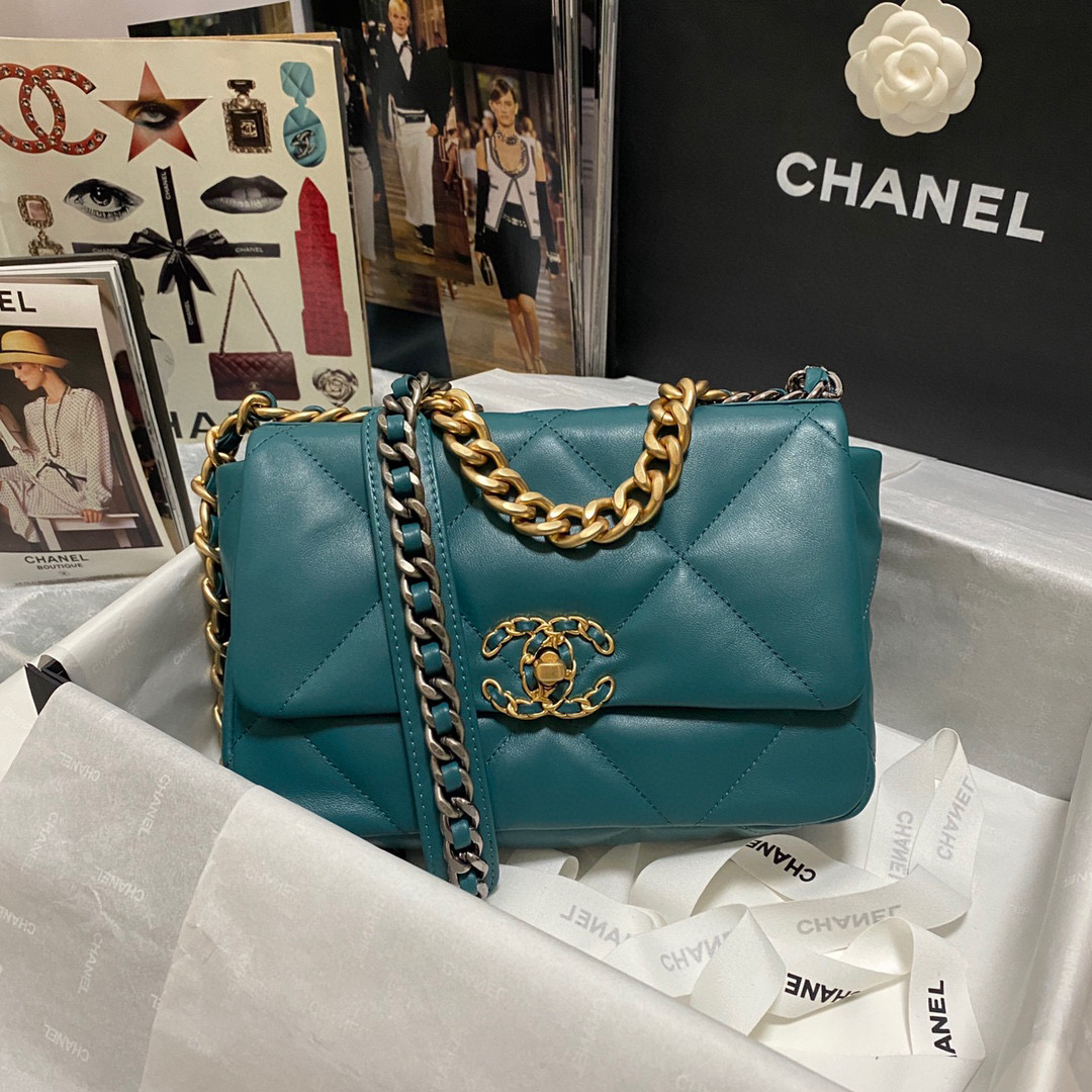 Ch**el 19 calfskin in lake blue-26×16×9cm