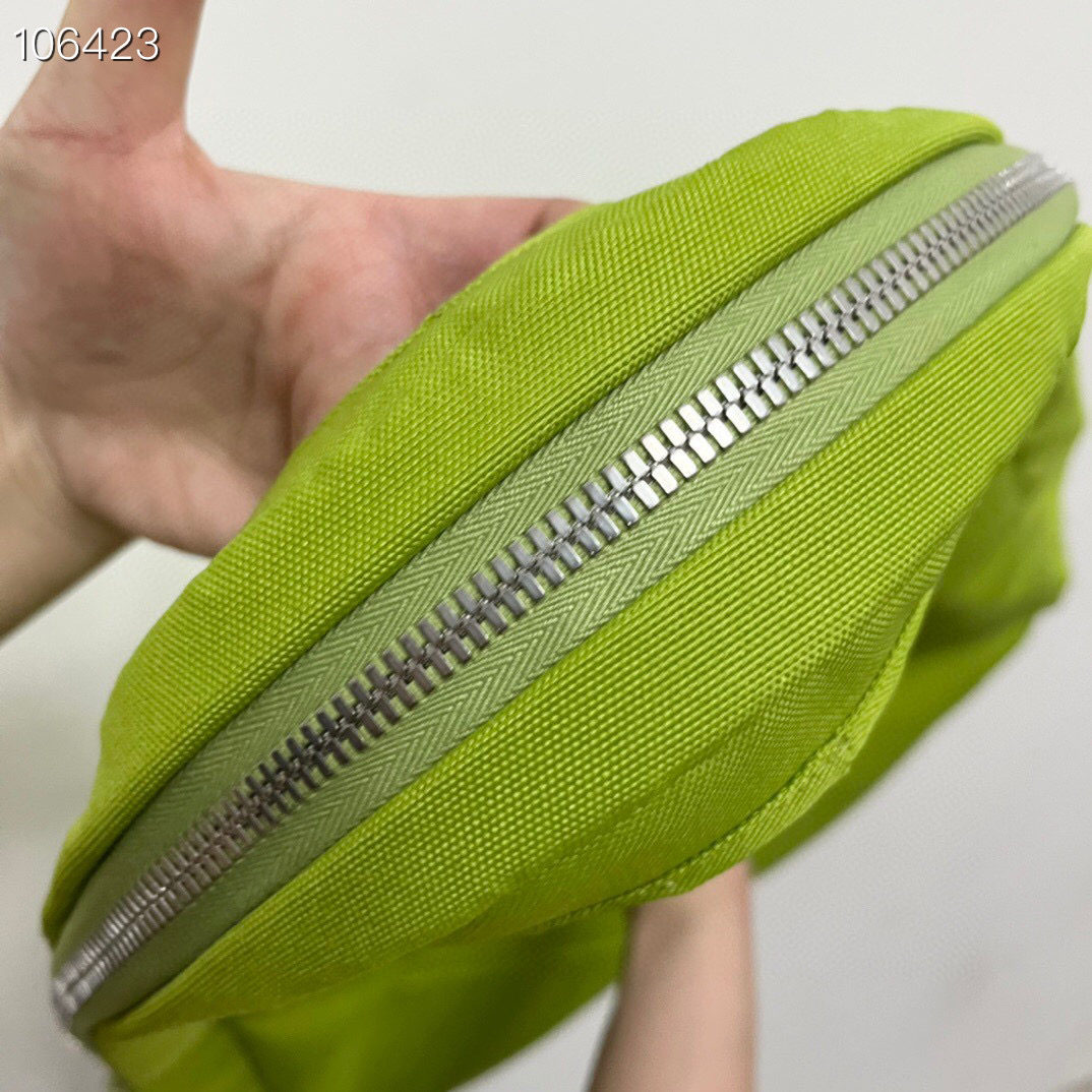 Pra*a triangle large triangle armpit bag 65cm 01