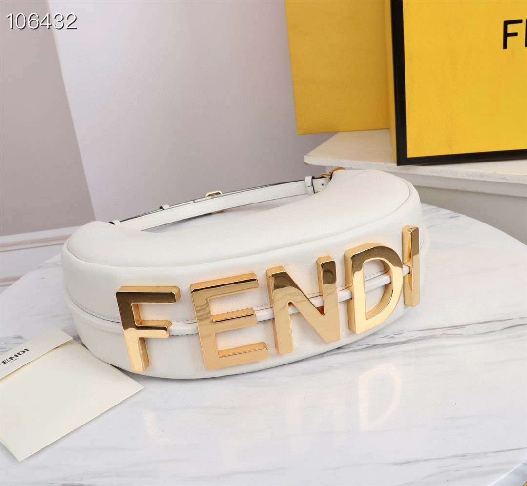 F**di praphy bag 8br752 29cm