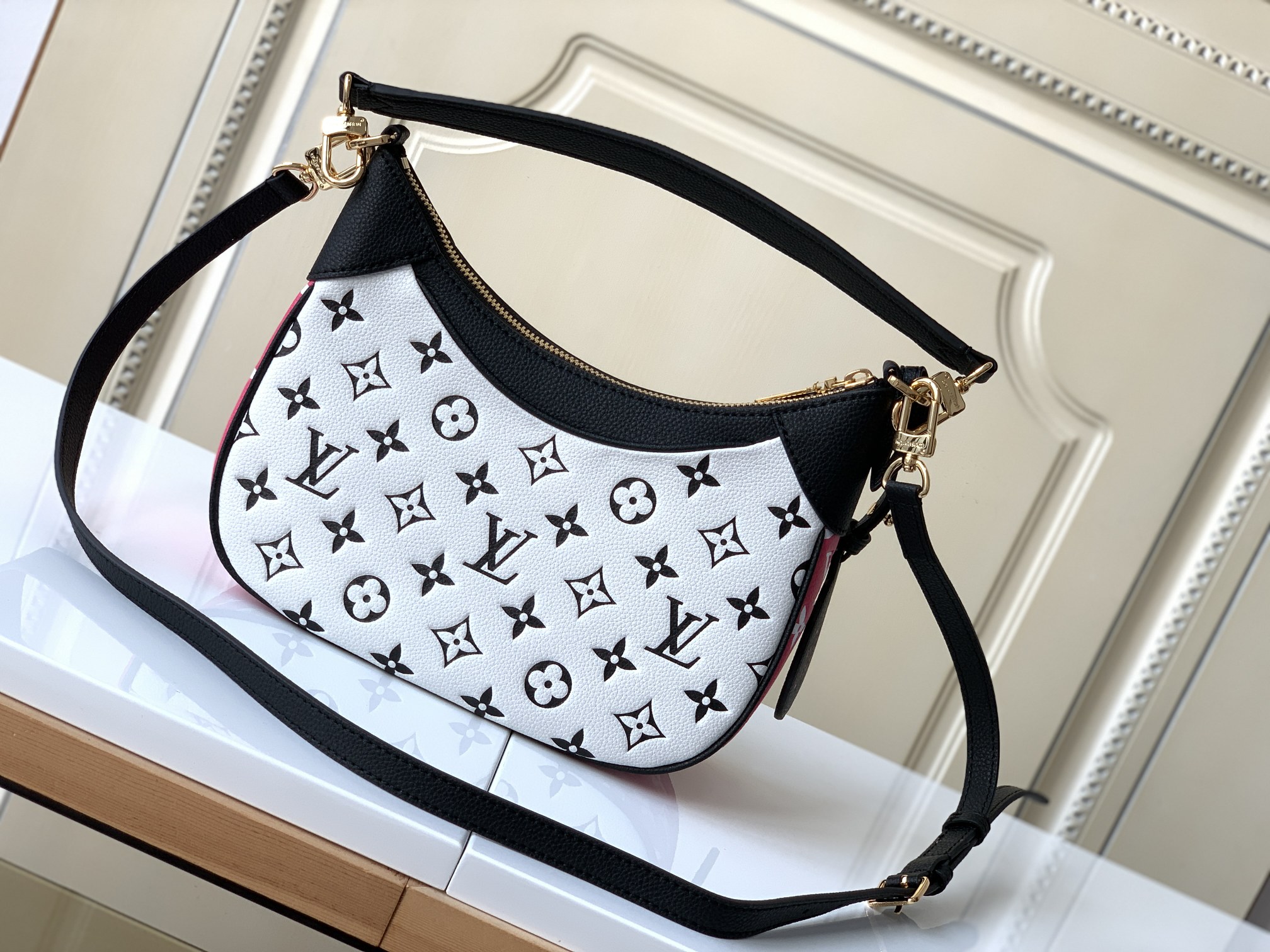 LV handbag M46002 22cm