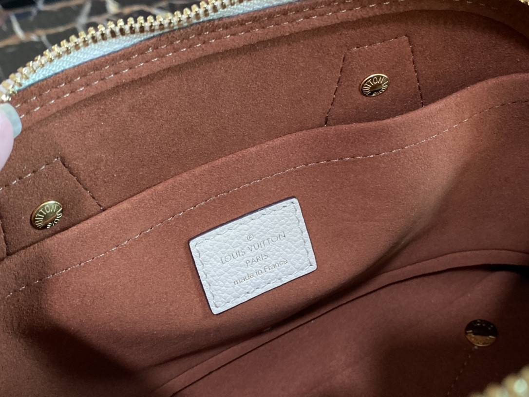 LV Neo Alma bag M44829 Elephant Gray 25x18x12cm