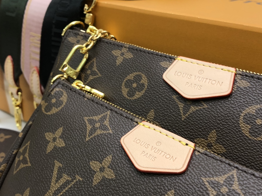 LV MULTI POCHETTE  Monogram Canvas M44823 24x13×4.5 cm