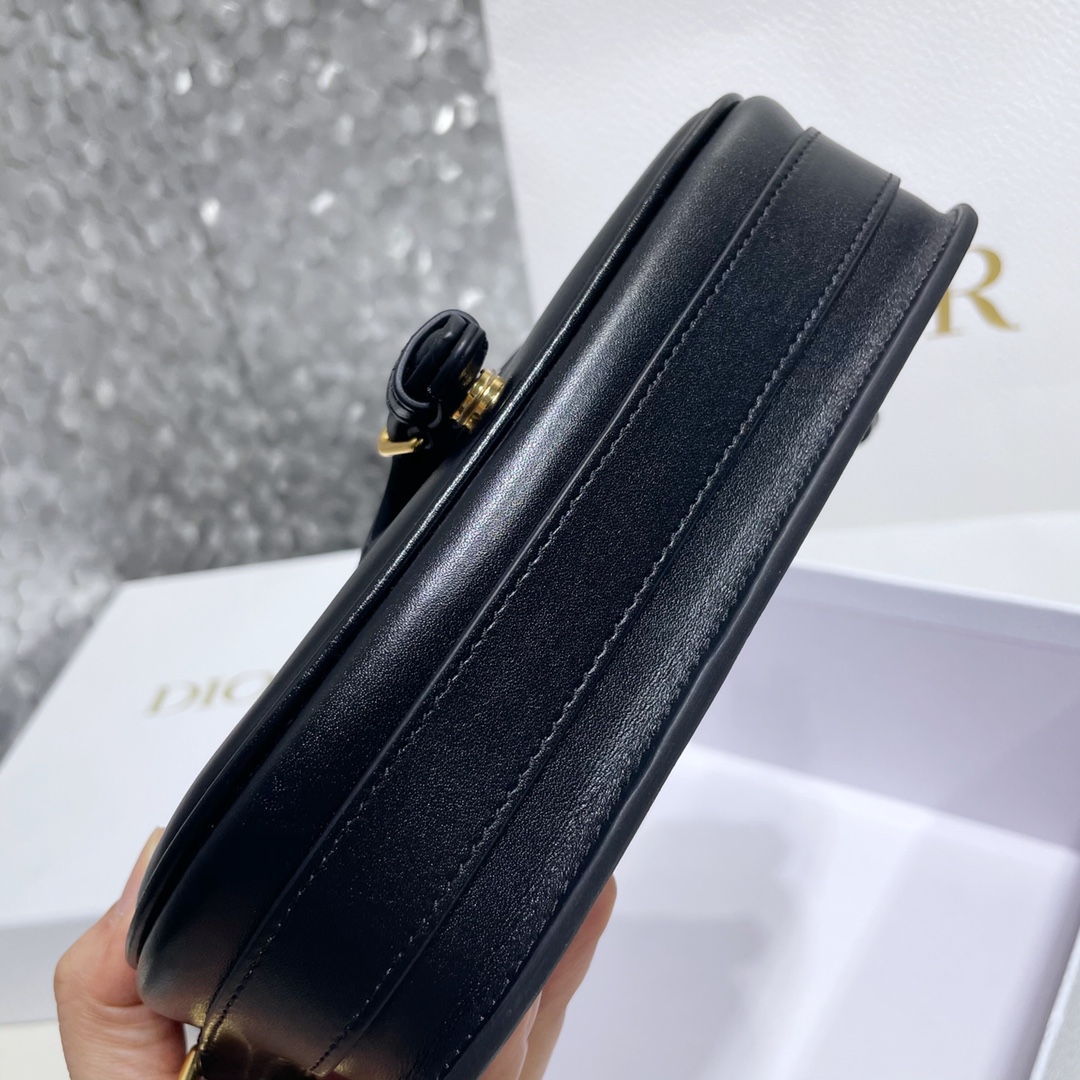 D10r bobby east-west bag smooth leather m9327 black - 22x13x5cm