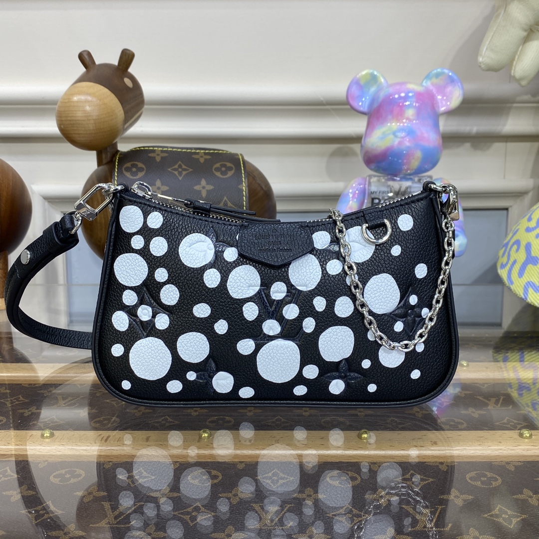 LV x YK Easy Pouch On Strap M81908 Black and white - 19 x 11.5 x 3 cm