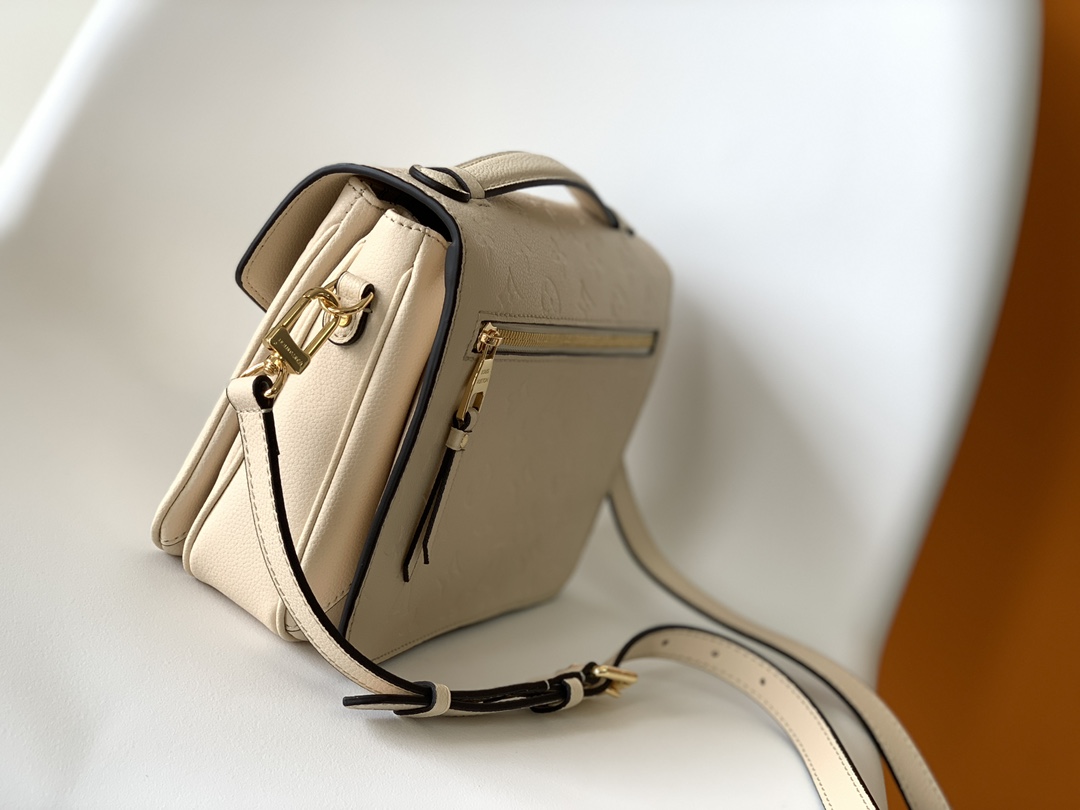 lV Pochette Métis Monogram Empreinte Leather Crème Beige M41487 - 25x19x7cm