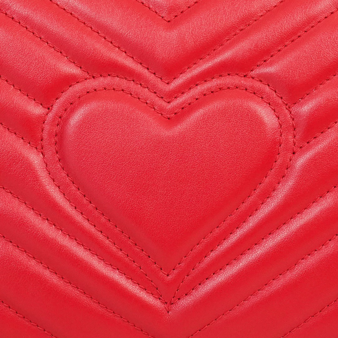 GG Marmont small matelassé shoulder bag Red 443497 – 26x15x7cm