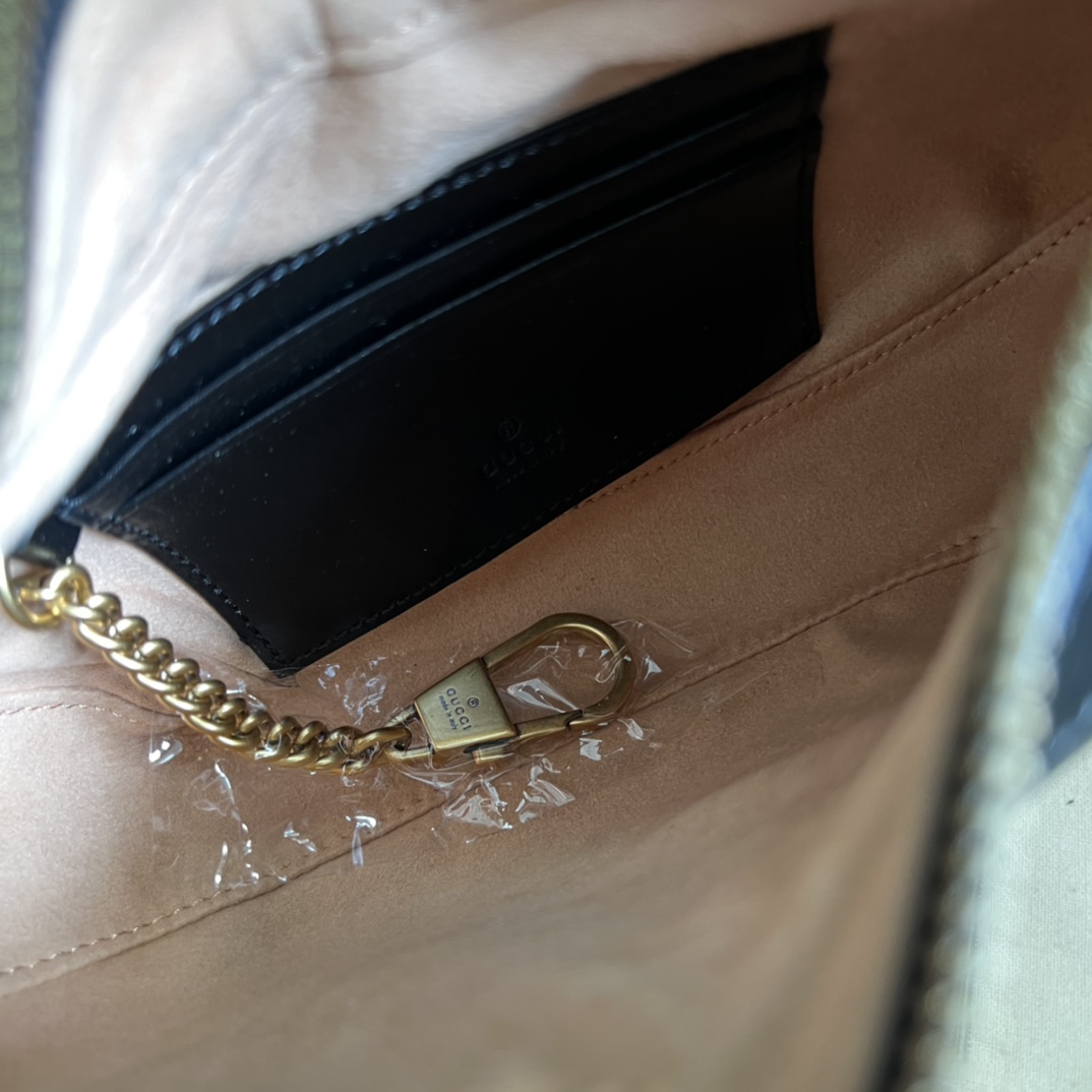 GG Marmont half-moon-shaped mini bag Black 699514  – 21.5 x 11 x 5cm