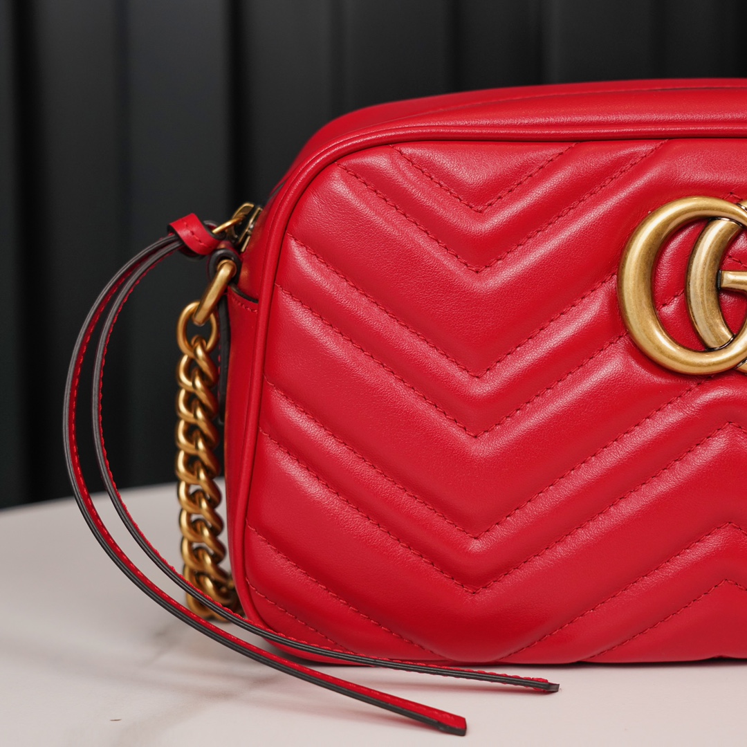GG Marmont small matelassé shoulder bag (The camera bag) Red 447632  - 24x13x7cm