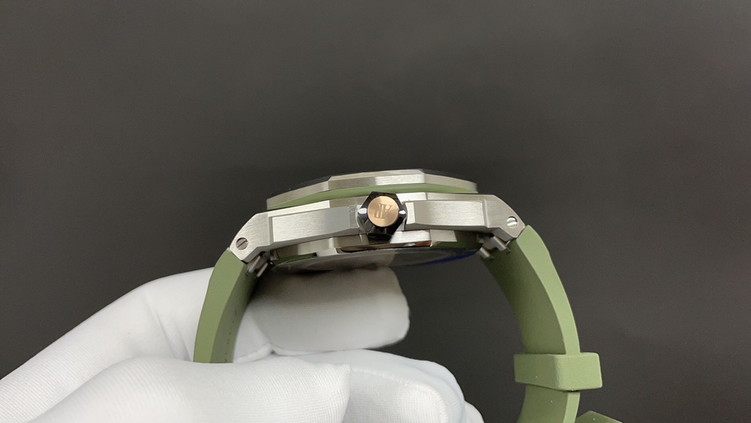 audemars P1g*et 15510 rose  15720 green  42mm