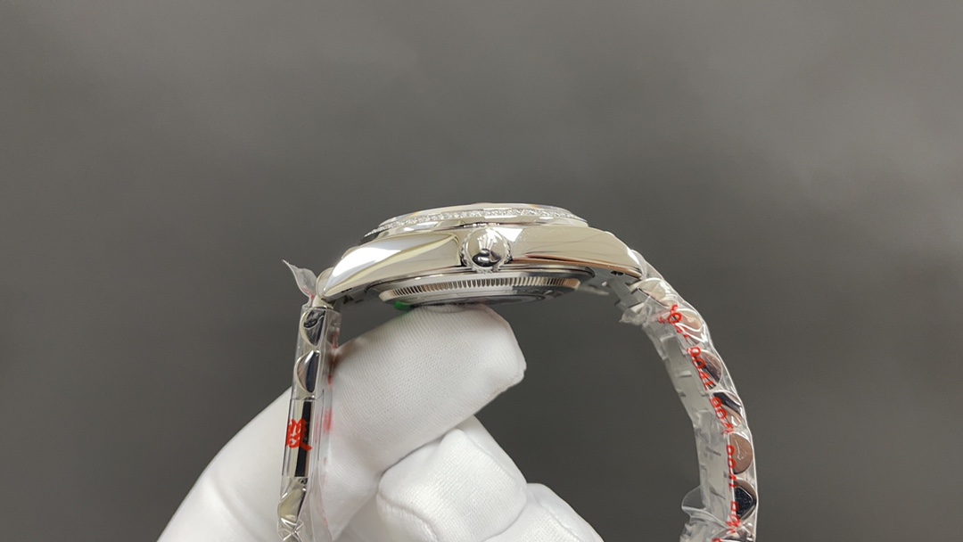 R01ex oyster perpetual 36mm pink day and date