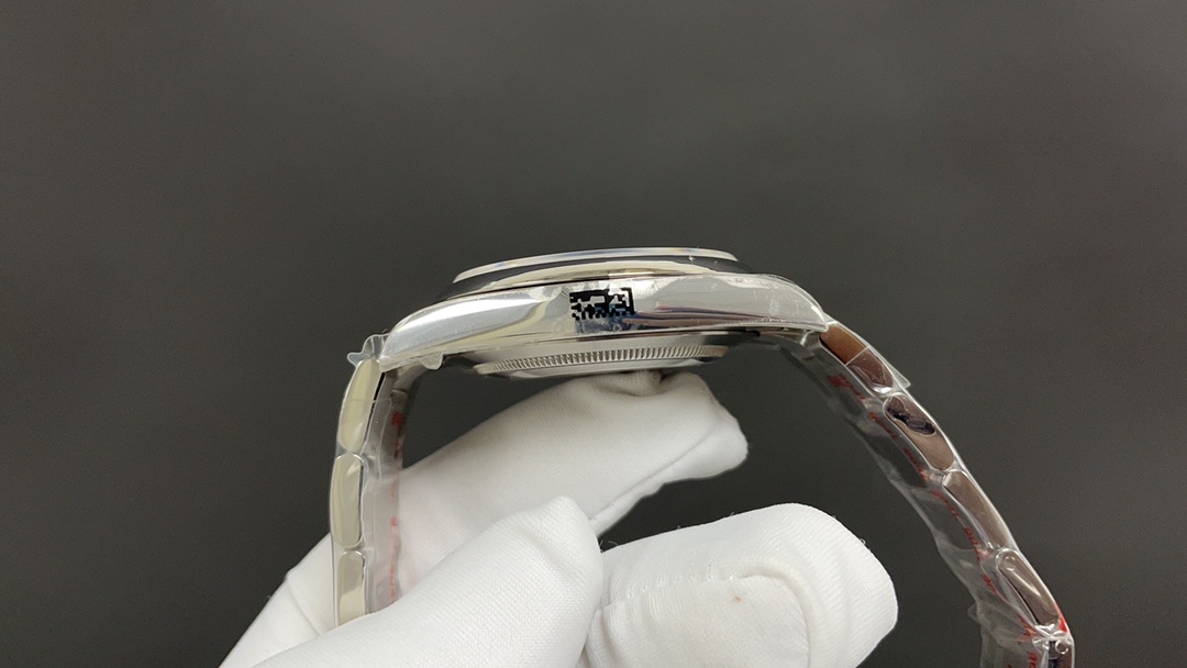 R01ex oyster perpetual  41mm 3230 bumblebee