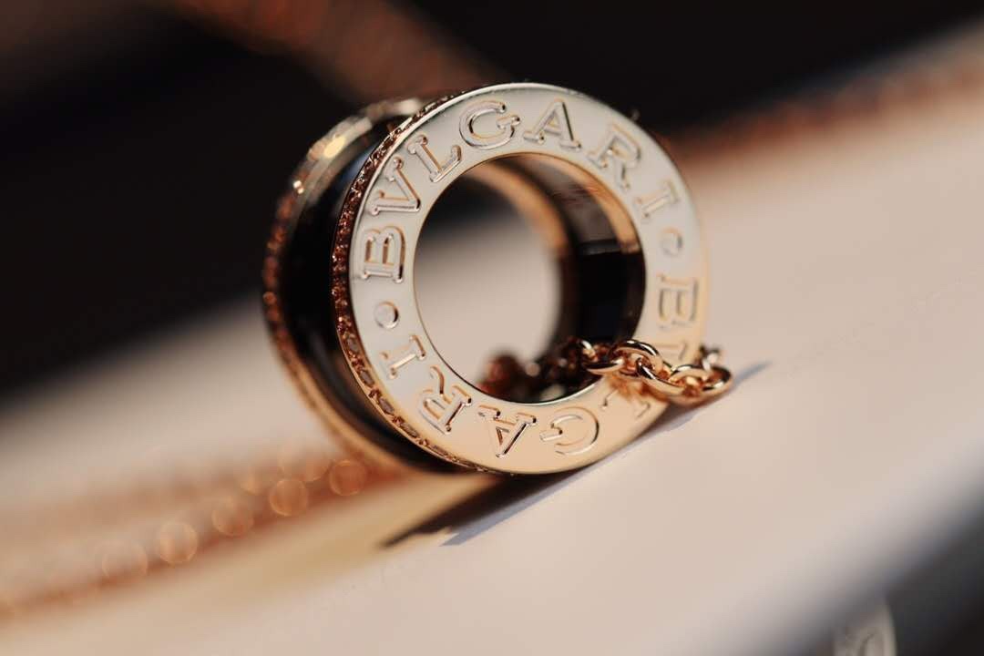 Bv1g*ai001cnc necklace