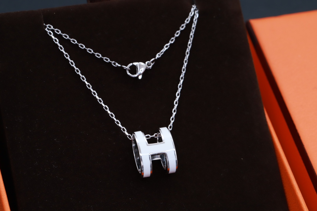 H**me5 necklace001