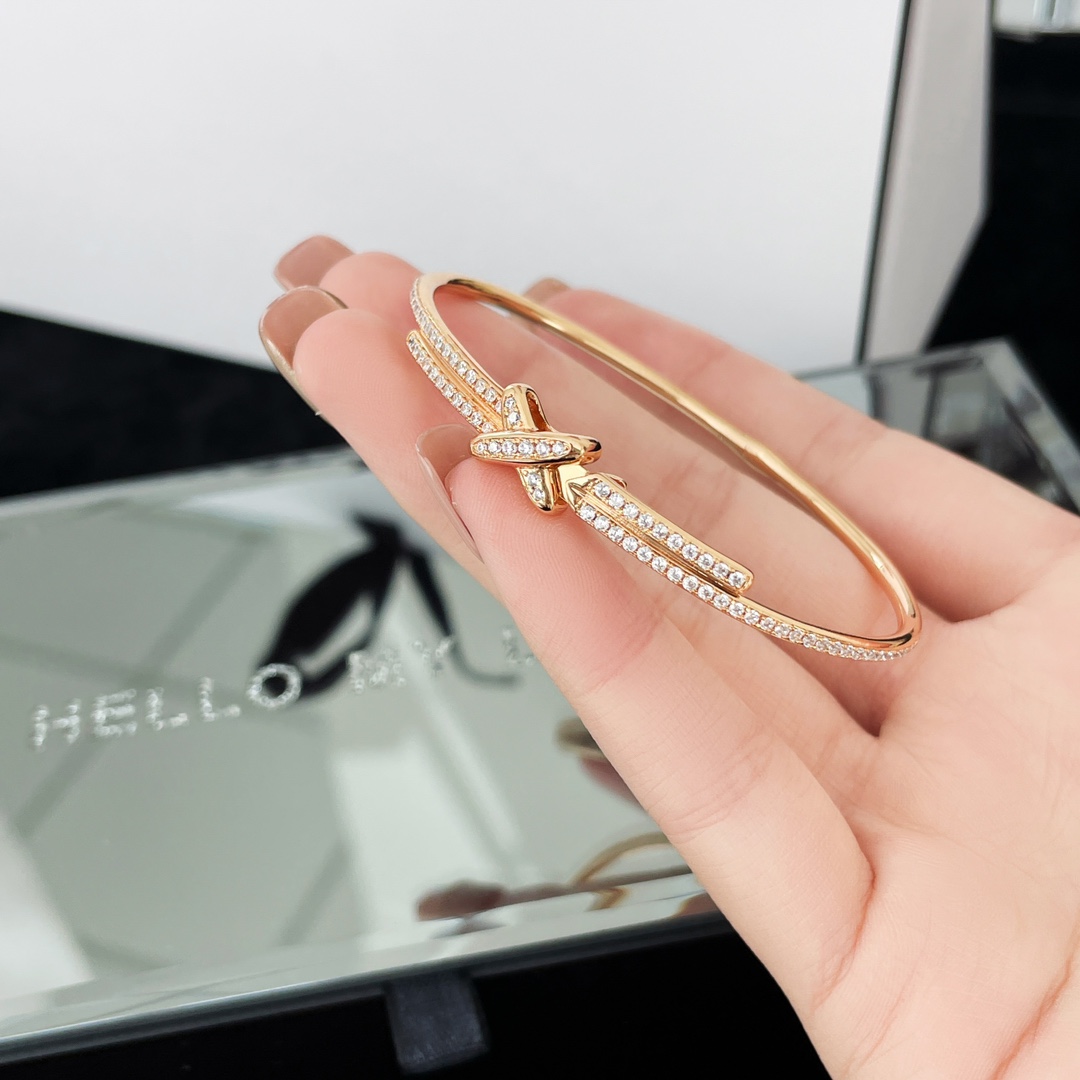 Ch**el jeux de liens bracelet01