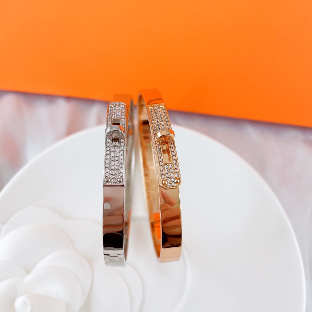 h**me5 D1am0nd bracelet 01 golden one only