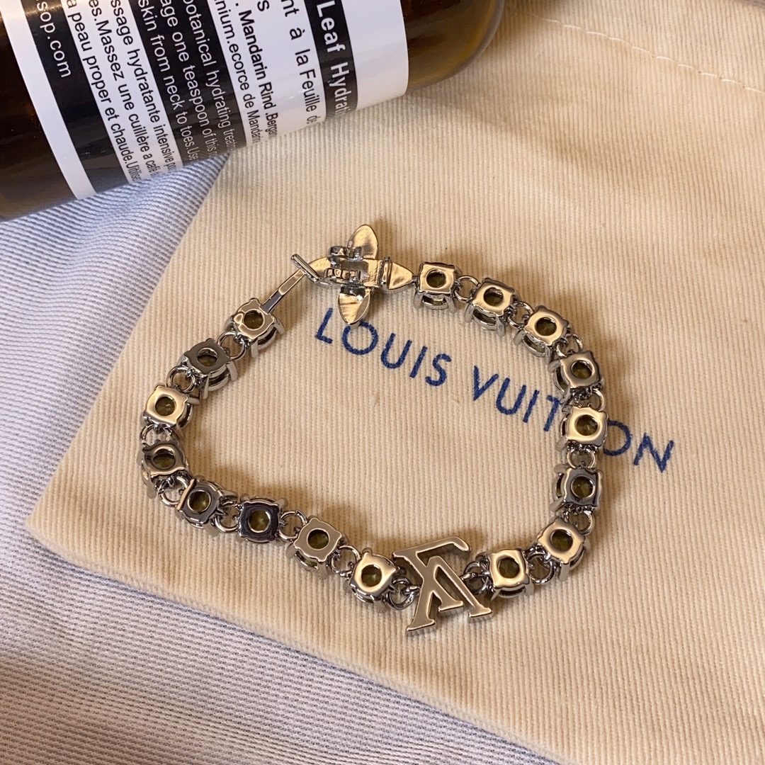LV  bracelet CRYSTALS 18cm21cm