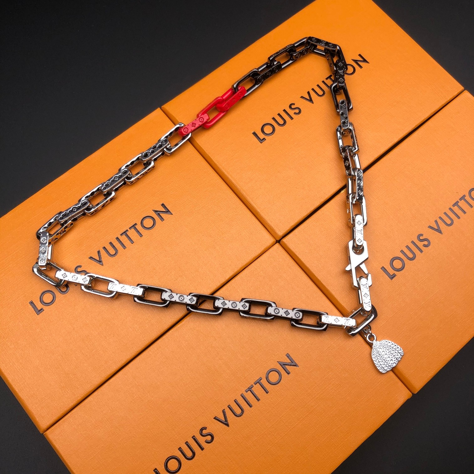 LV  LV x YK Monogram Chain necklace 01