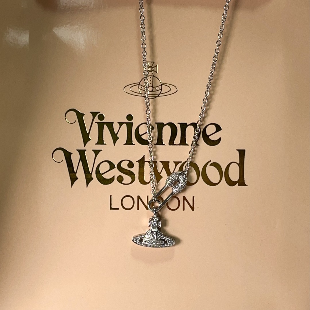 Vivienne Westwood sliver necklace