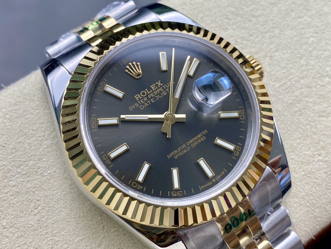 R01ex single date date 41mm 2